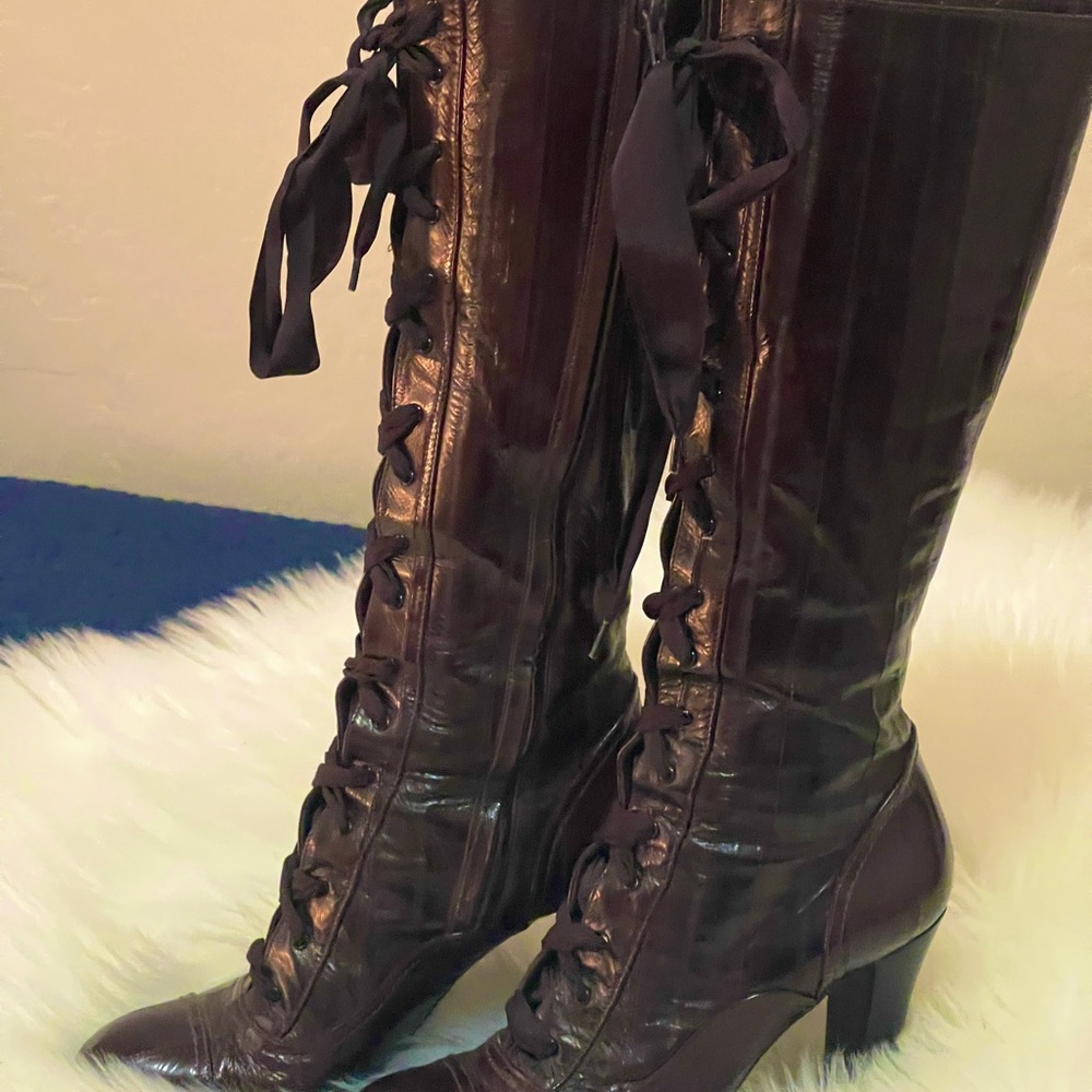 Burberry vintage Eel skin boots - Picture 13 of 15
